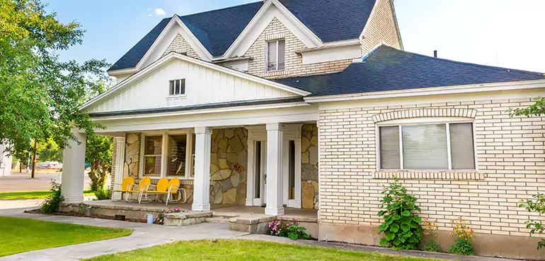 Why Homeowners in Savannah Sell Their Houses After Losing a Job – And How We Can Help